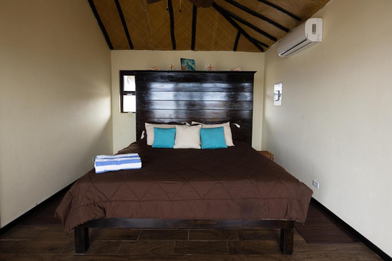 Lina Point Belize Overwater Resort San Pedro  Buitenkant foto