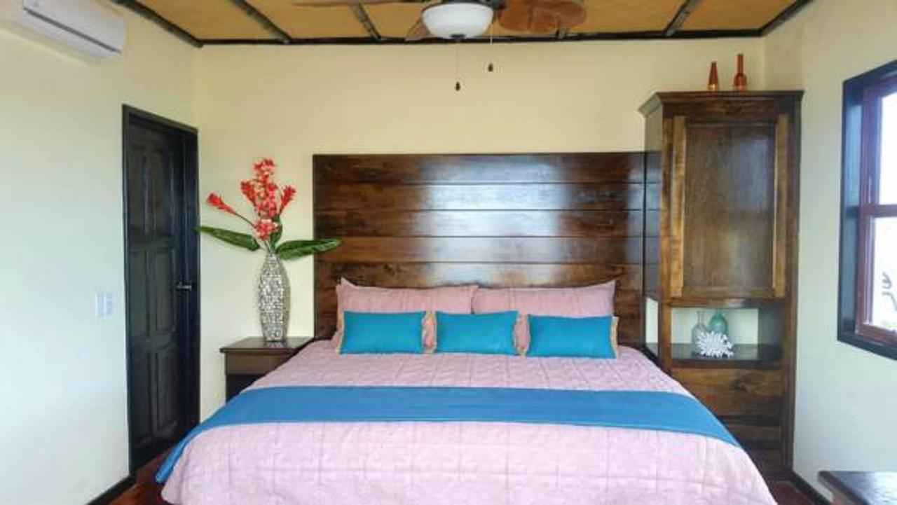 Lina Point Belize Overwater Resort San Pedro  Buitenkant foto